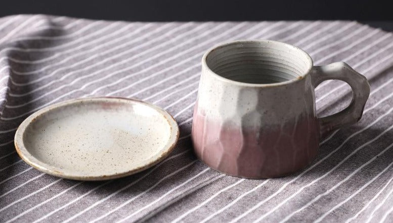 Japanisches Keramik Tassen- und Becherset