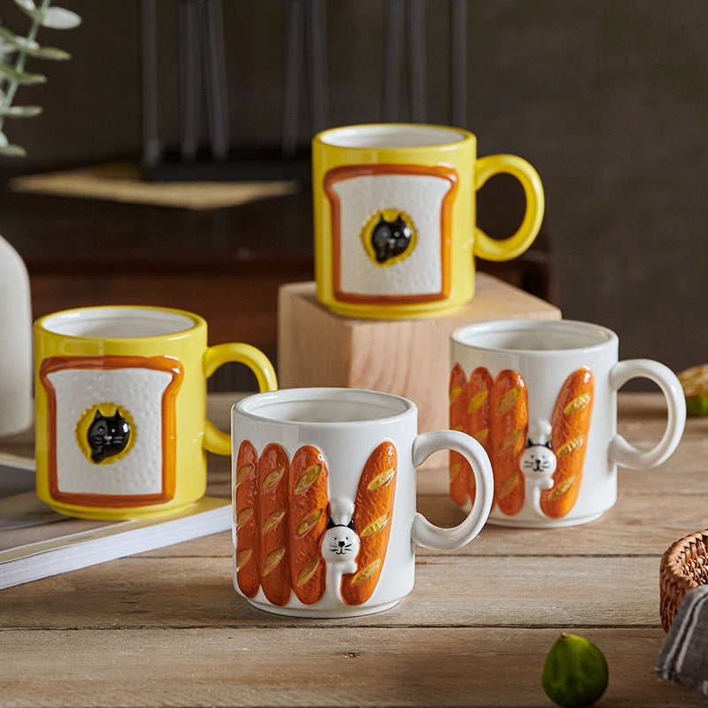 FestiveSip | Kreative Weihnachtsbaum-Tasse