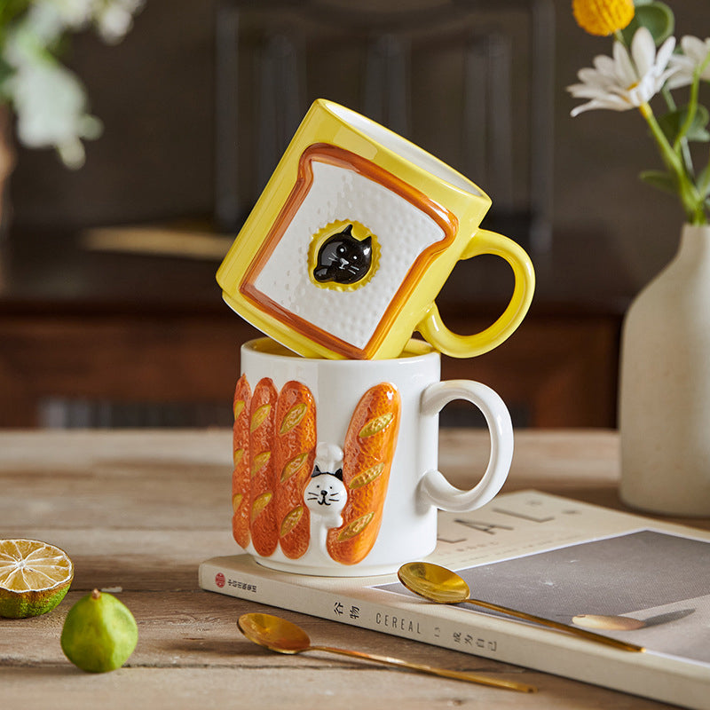 FestiveSip | Kreative Weihnachtsbaum-Tasse