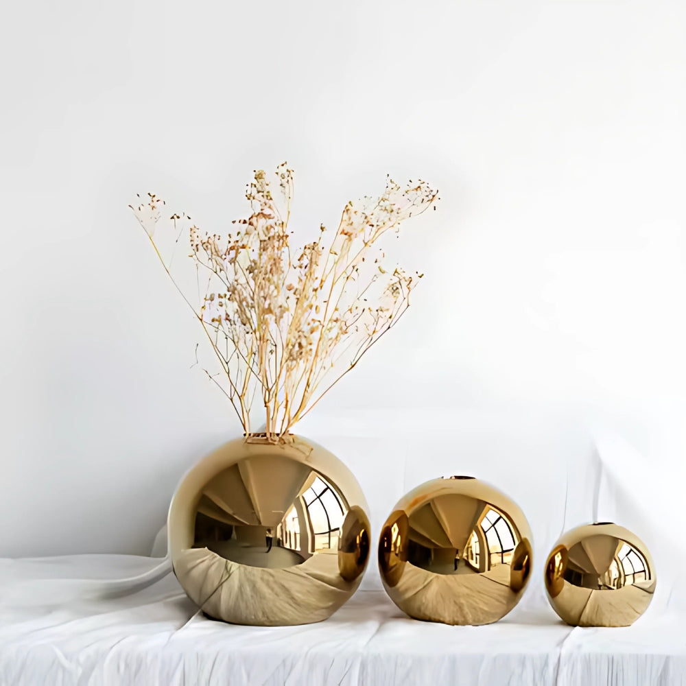 LuxeGlobe | Vergoldete Vasen-Kollektion für Stilvolle Eleganz