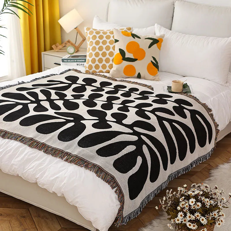 Klassische Strickdecke im Weinstock-Design für Stil und Komfort