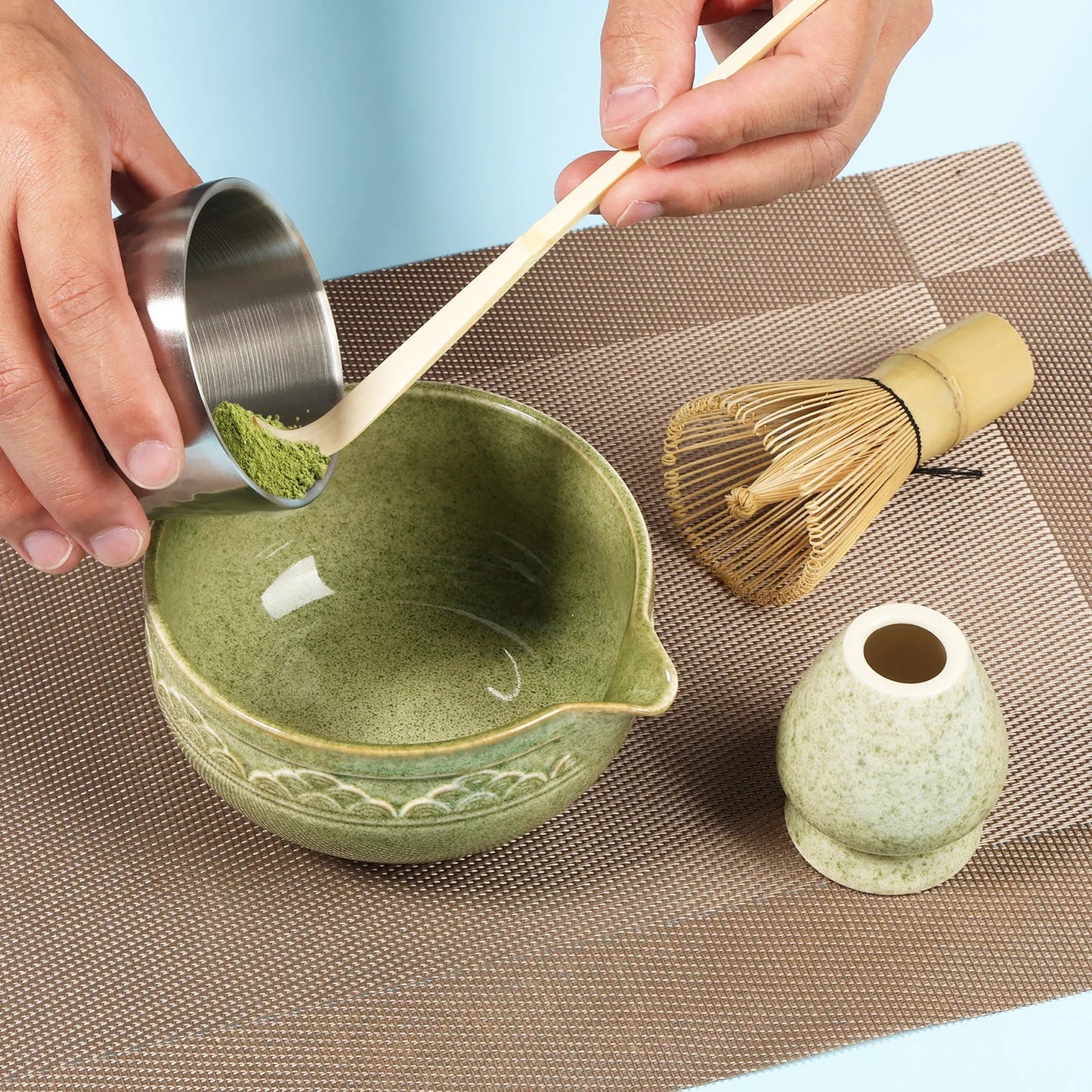 Elegantes 5-teiliges Matcha-Set: Keramikschale, Bambusbesen, Halter und Löffel – Ideal für Teeliebhaber zur perfekten Zubereitung von Matcha