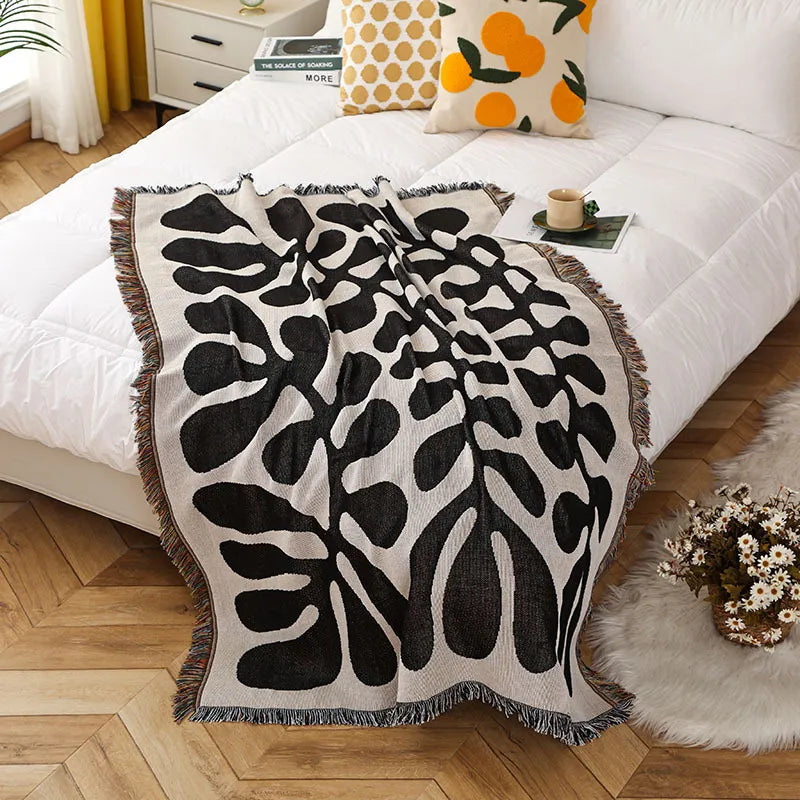 Klassische Strickdecke im Weinstock-Design für Stil und Komfort
