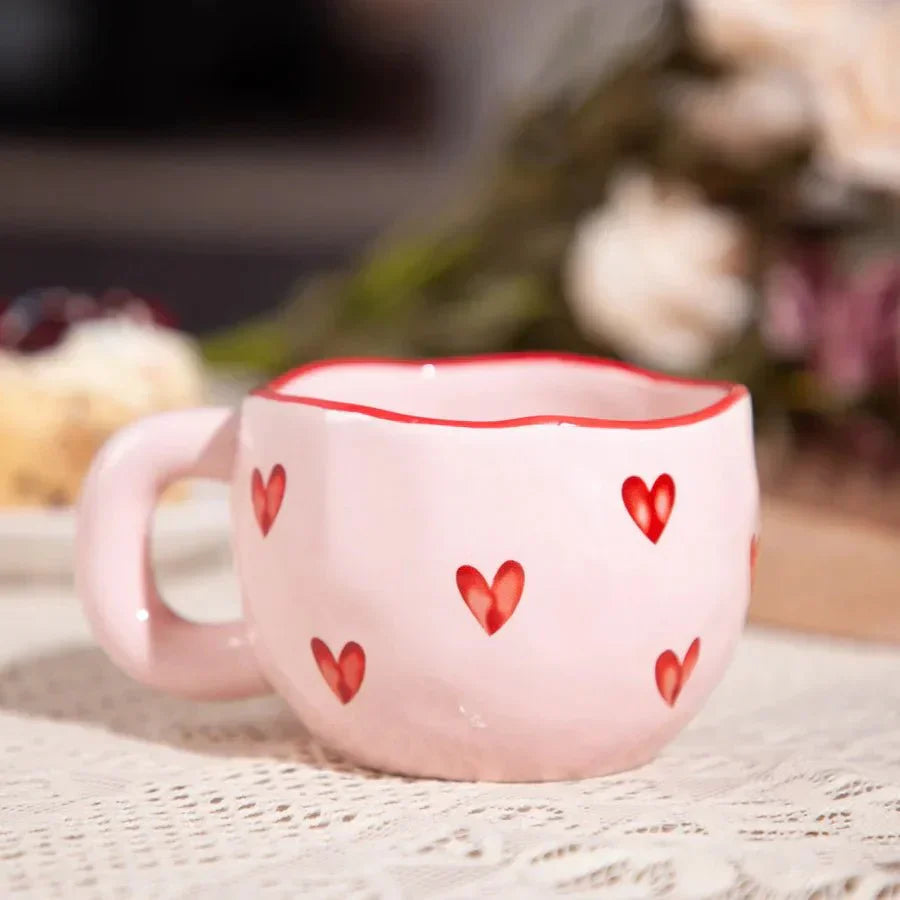 LoveCup | Romantische Keramiktasse mit Herzmotiv